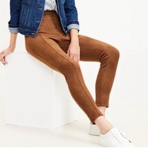 NWOT Loft Faux Suede Leggings Women’s Size small Tan Pull-On Stretch Pants